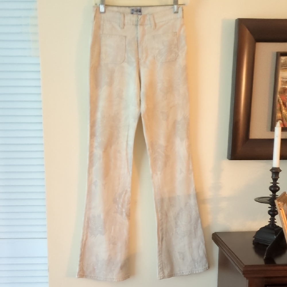 Off wight Boot-Cut Pants